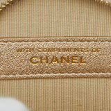 Étui AirPods Chanel Coco Mark Matelassé occasion état parfait – certifié authentique Avaia