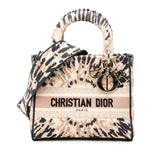Sac Lady Dior Tie-Dye Broderie Medium occasion état parfait – édition artistique rare certifiée Avaia